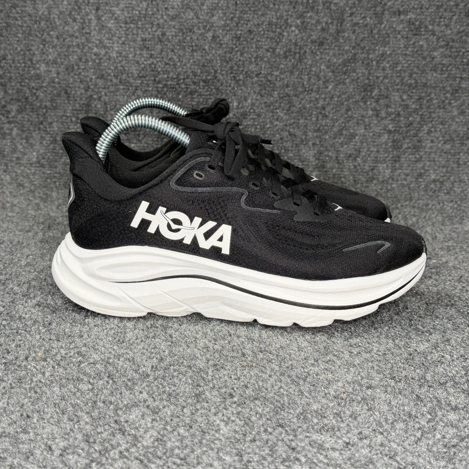 Hoka Clifton 10 Running Shoes Womens 7 Black White Athletic Run Training Sneaker